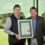 Freshmark Managing Director Dr Johan van Deventer with Tru-Cape director and grower Derek Corder.